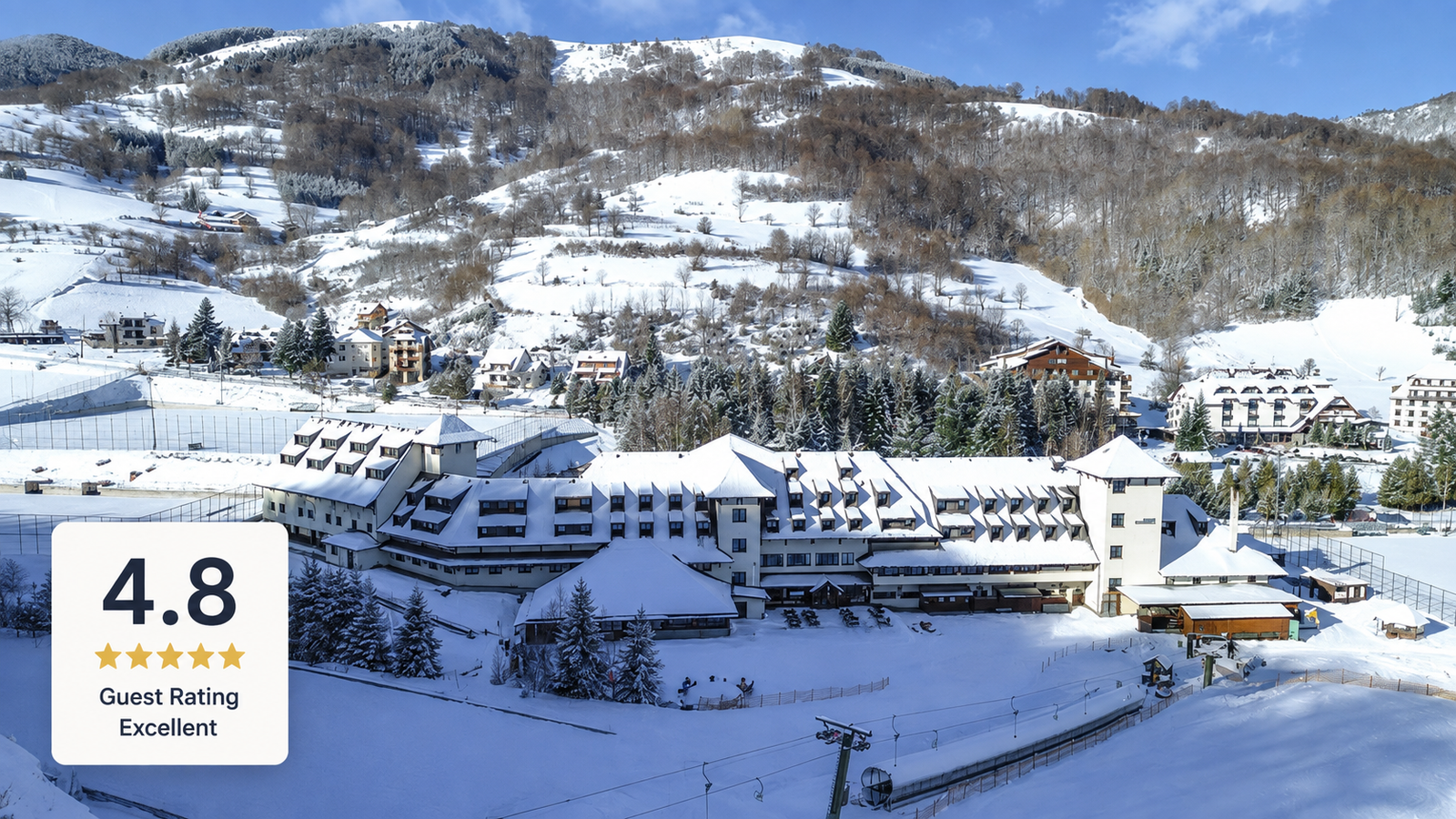 Hotel Junior Kopaonik in the winter landscape of Brzeće