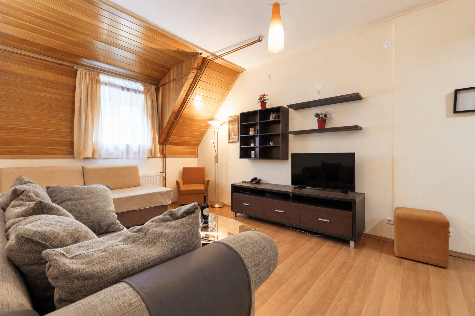 Deluxe Room Junior