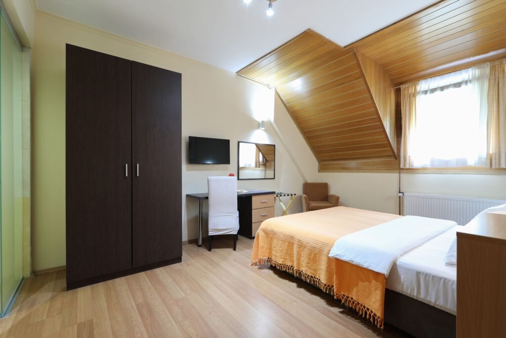 Deluxe Room 6