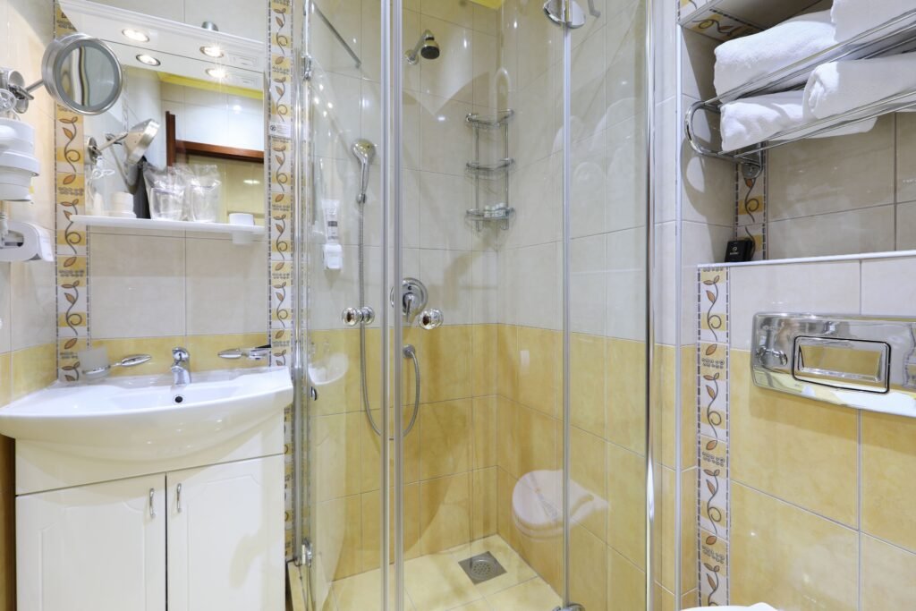 Deluxe Room 3