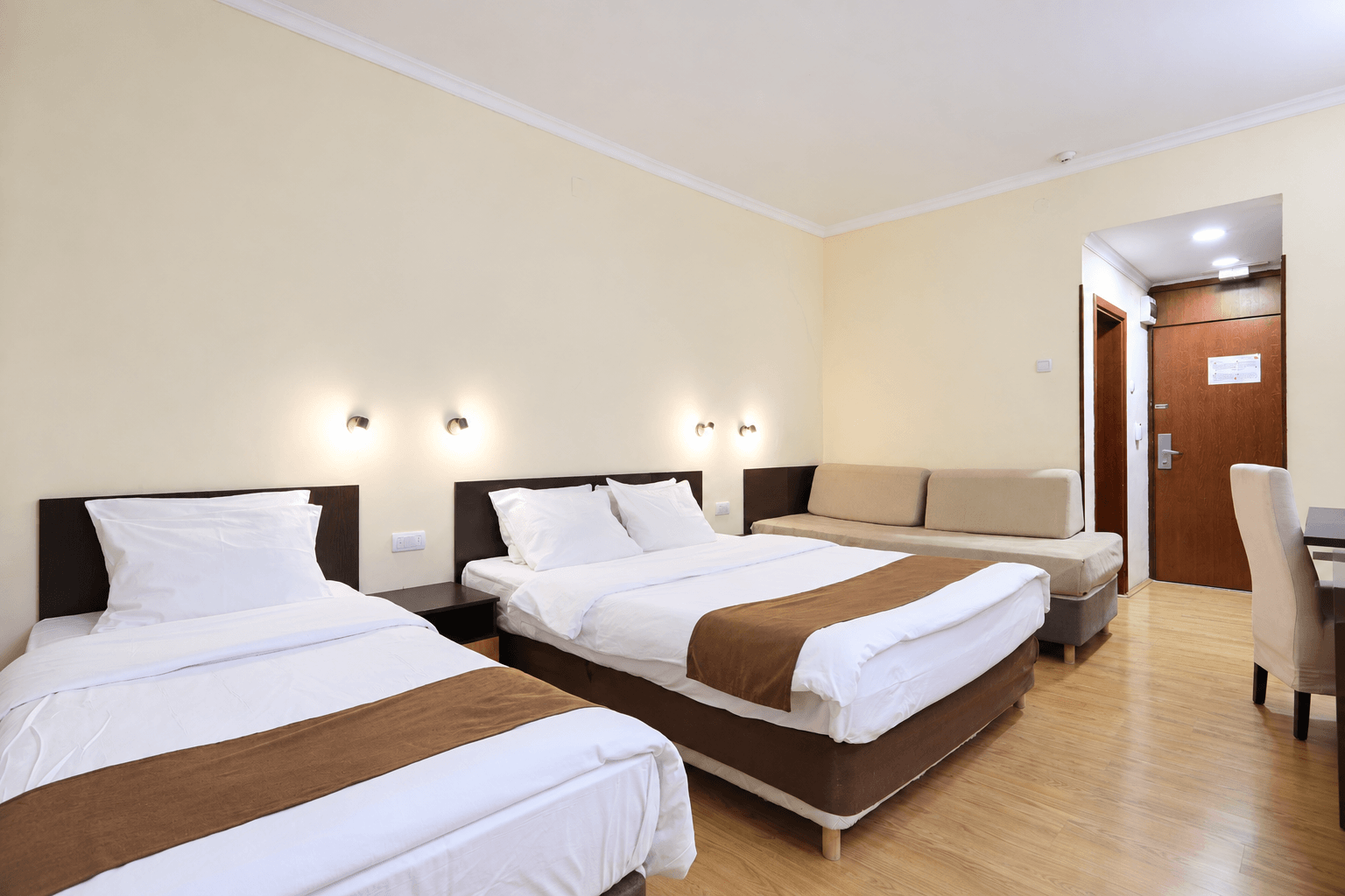 family room junior hotel